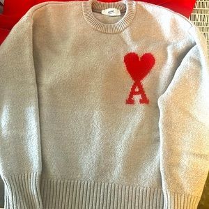 AMI sweater